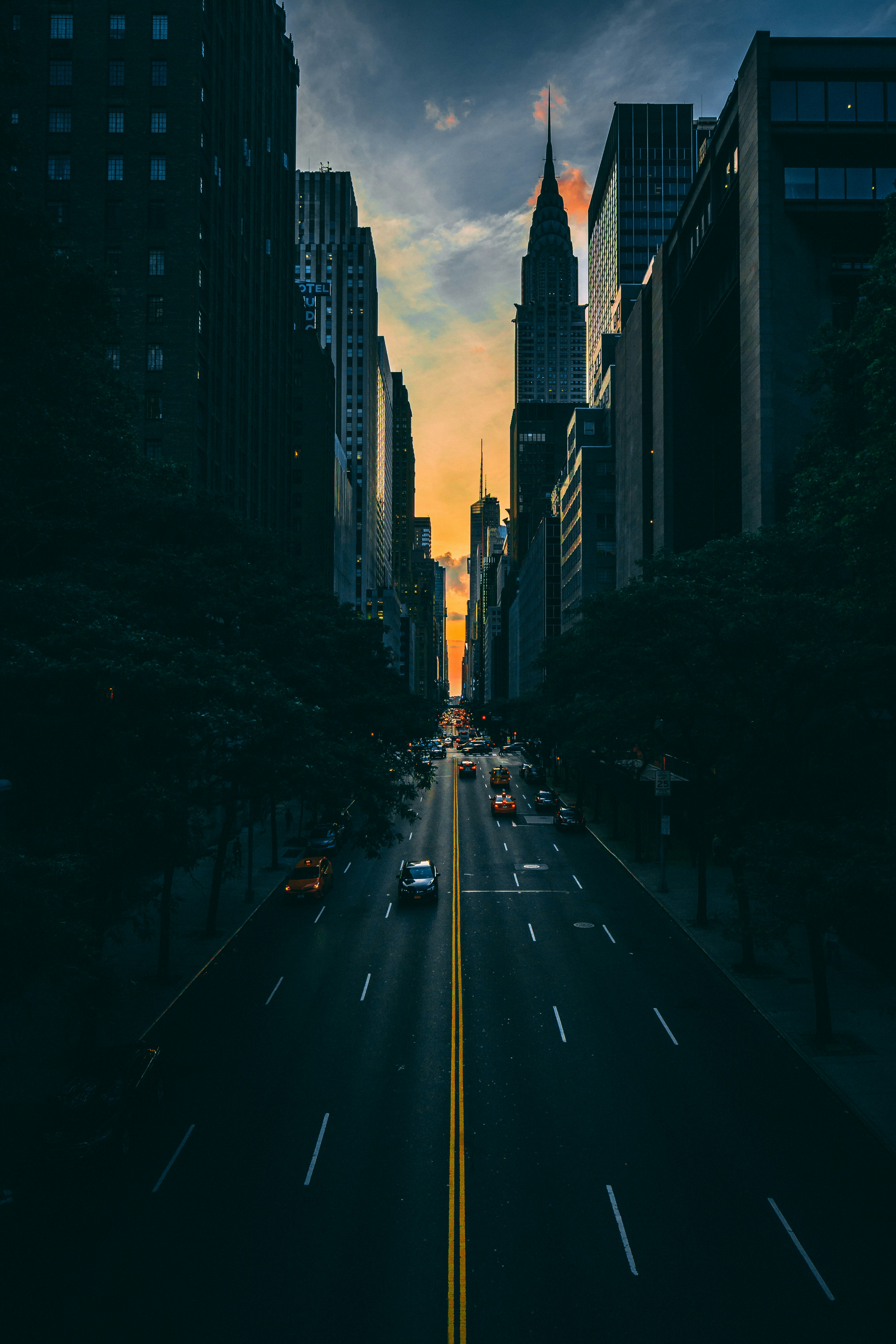 Direct store delivery and route optimization representing Mosaic WMS solutions